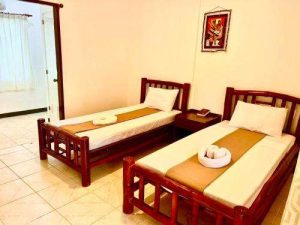 Family room (7)