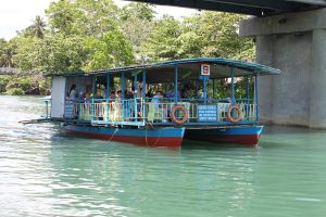Loboc river dinner cruse